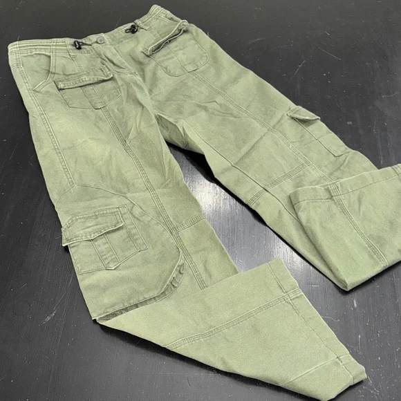 brandy melville. army green cargo style pants. one size. great used condition. - Picture 1 of 10